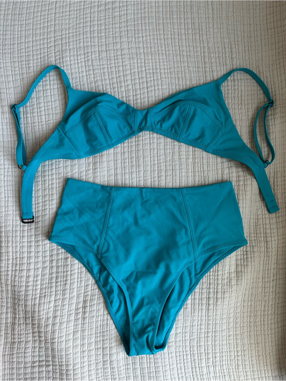 Simone Retro Top & High Bottom in Lido